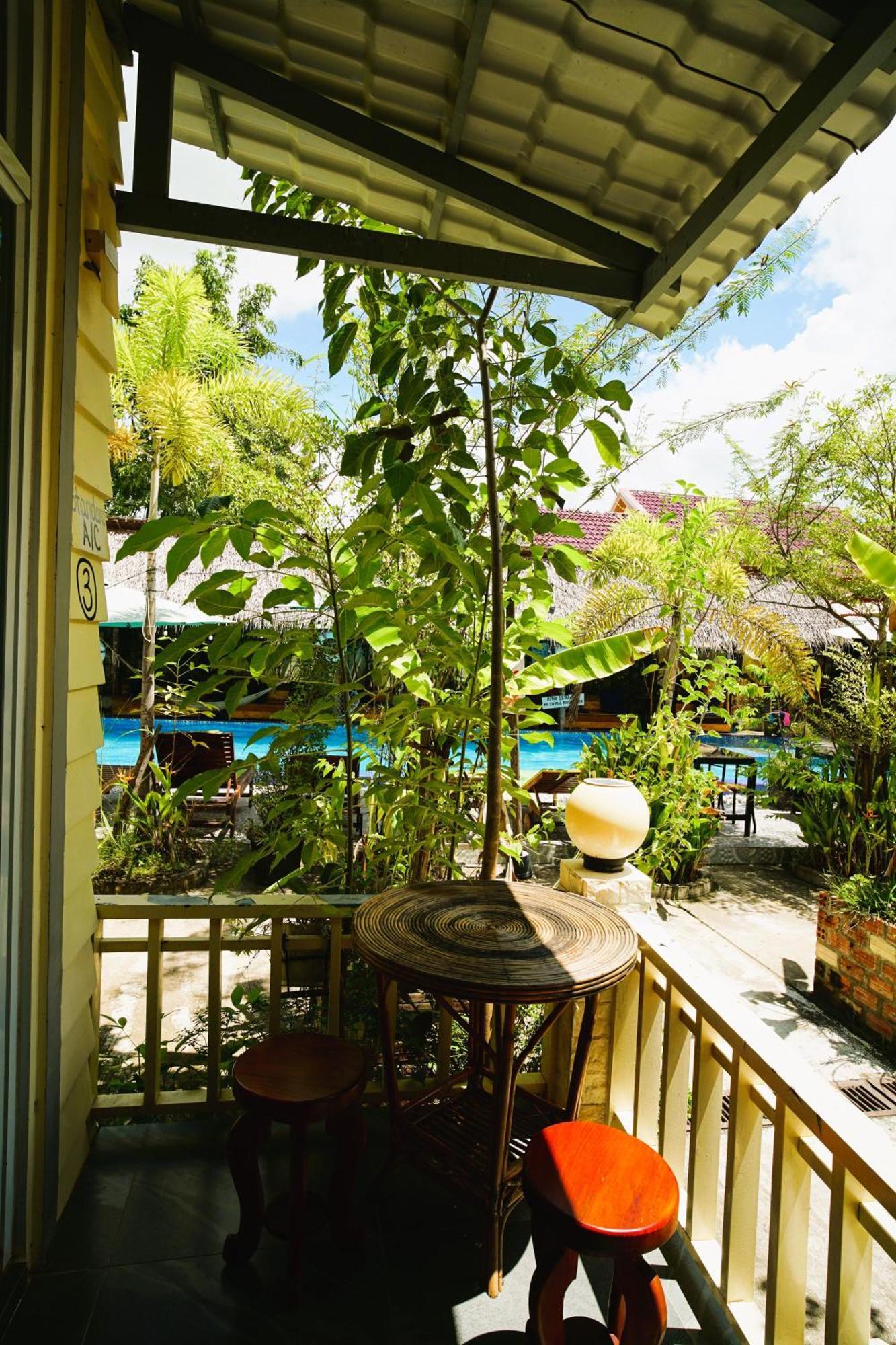 Yellow Star Hostel Kampot Bagian luar foto